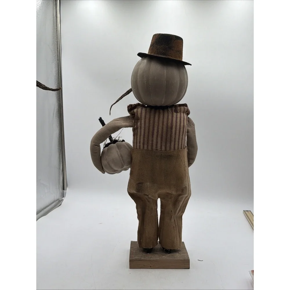 Primitive Folk Art Winter Doll 23